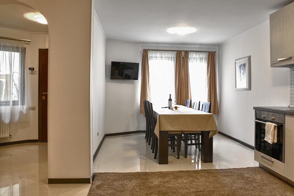 Pepi Guest House Veliko Tárnovo Habitación foto